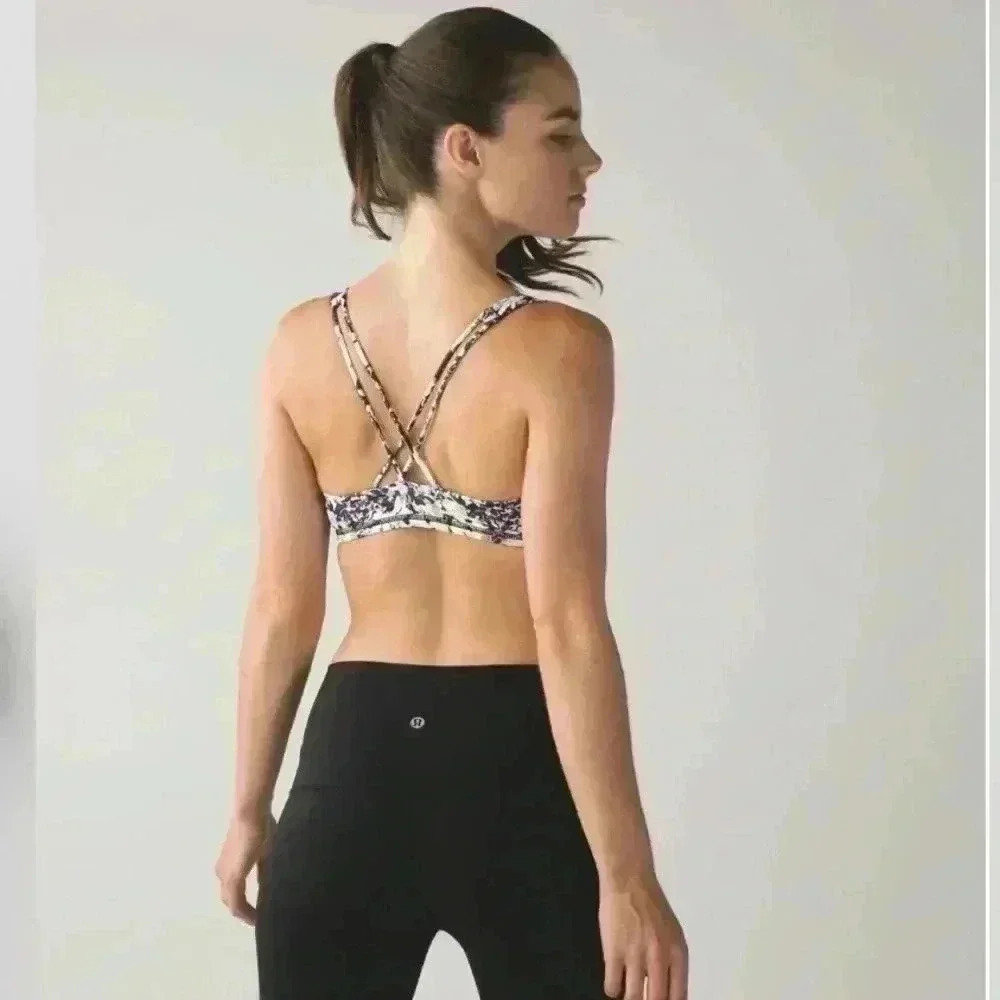 Lululemon Free To Be Bra
Crosscourt Petal Black Clarity Yellow